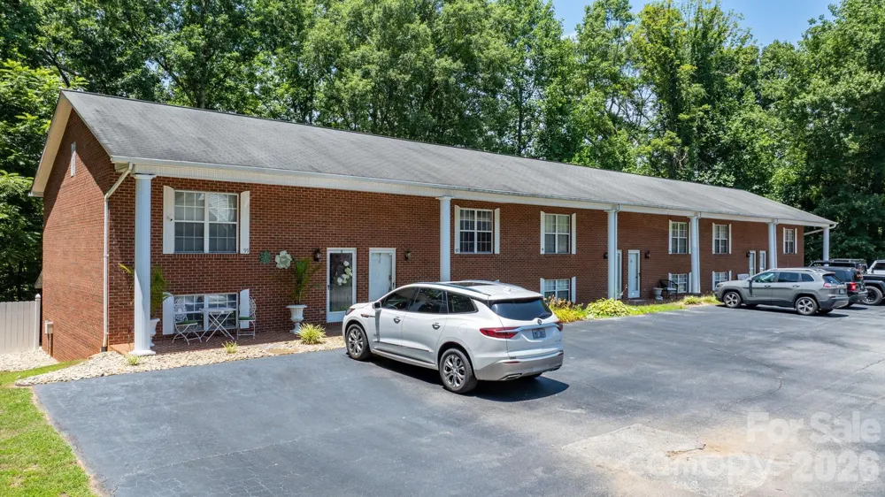 75 Laurelwood Drive #97 Marion, NC 28752