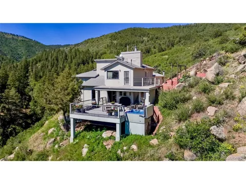 2602 Hidden Valley Road