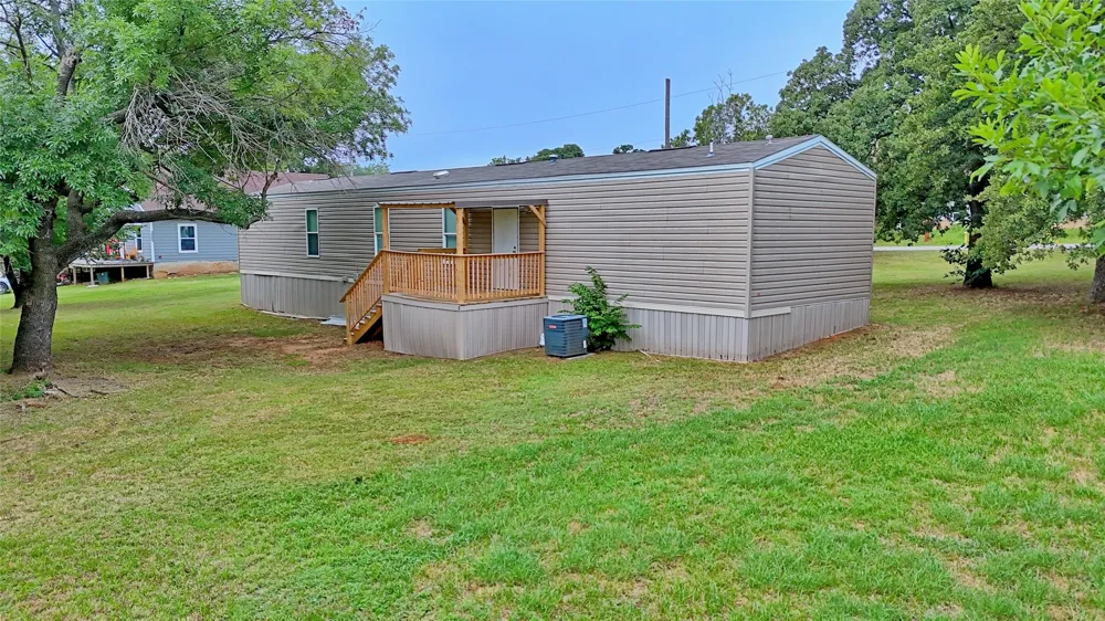 504 Fannin Street Nocona, TX 76255