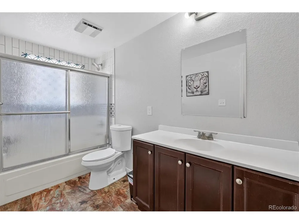 32189 County Road 16 Keenesburg, CO 80643