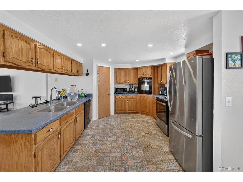 32189 County Road 16 Keenesburg, CO 80643
