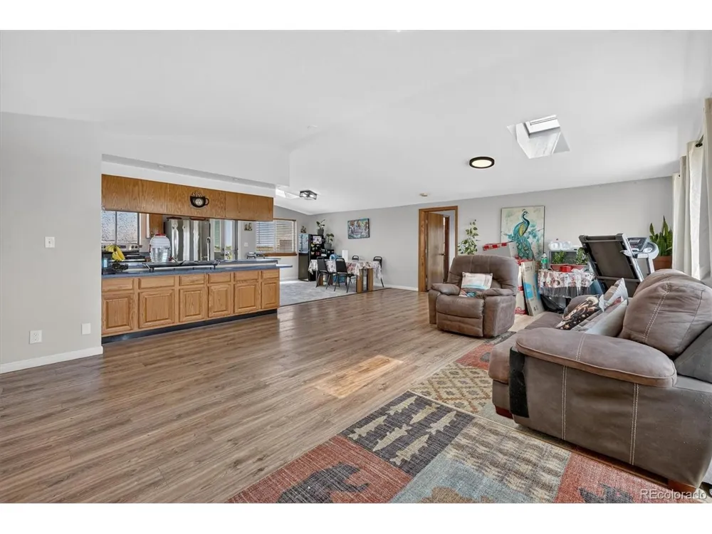 32189 County Road 16 Keenesburg, CO 80643