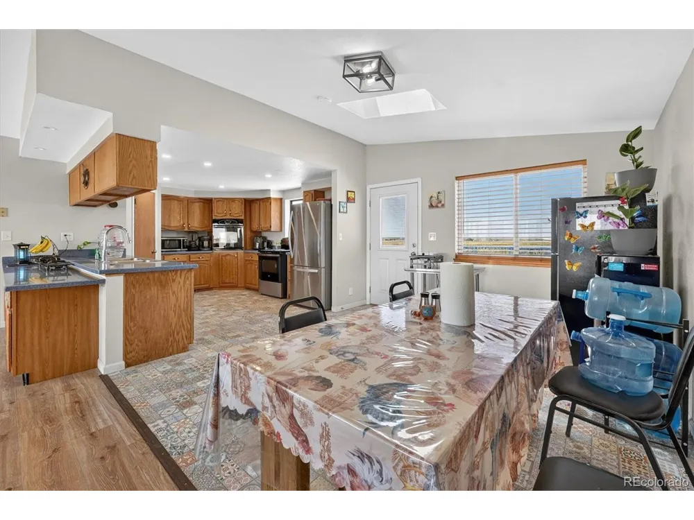 32189 County Road 16 Keenesburg, CO 80643