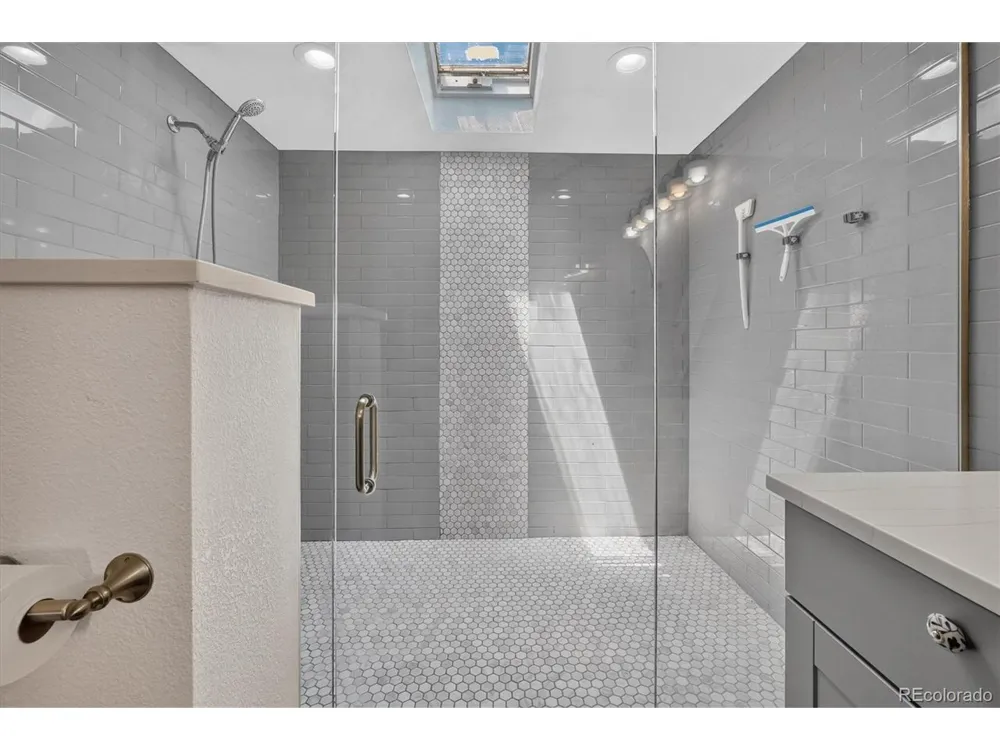 32189 County Road 16 Keenesburg, CO 80643