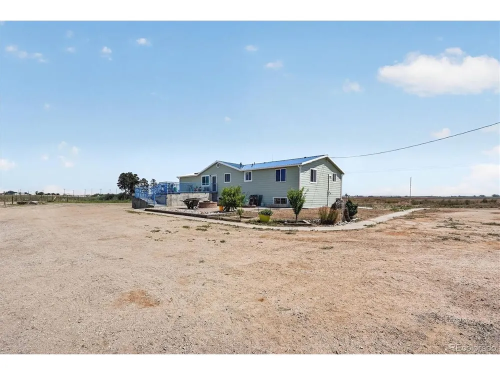 32189 County Road 16 Keenesburg, CO 80643