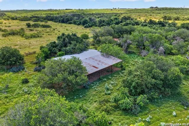 457 County Road 410 Stockdale, TX 78160