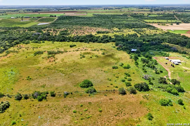 457 County Road 410 Stockdale, TX 78160