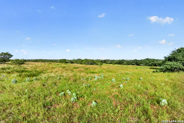 457 County Road 410 Stockdale, TX 78160