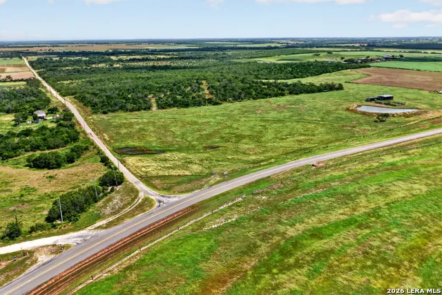 457 County Road 410 Stockdale, TX 78160