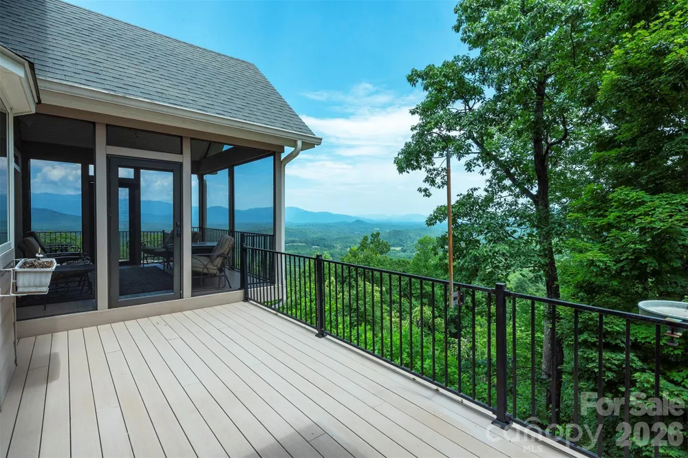 301 Oak Winds Drive Old Fort, NC 28762