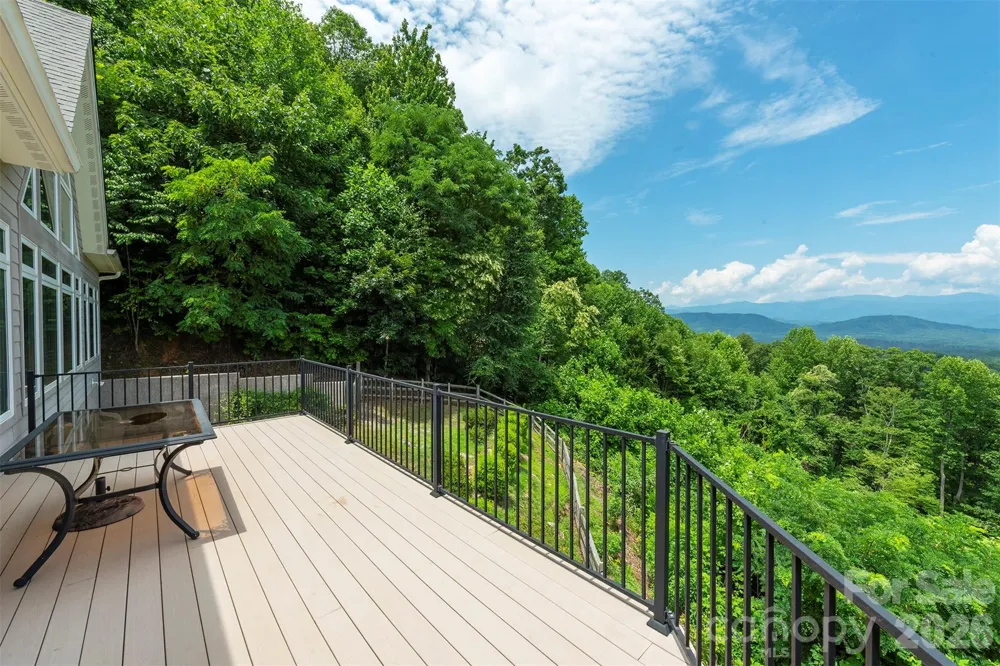 301 Oak Winds Drive Old Fort, NC 28762