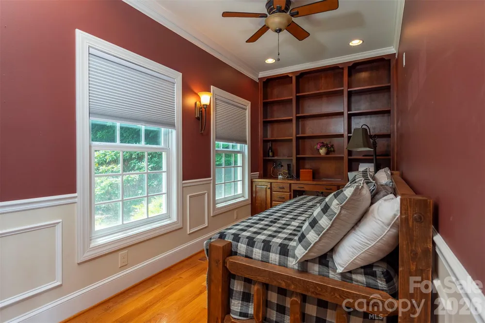 301 Oak Winds Drive Old Fort, NC 28762