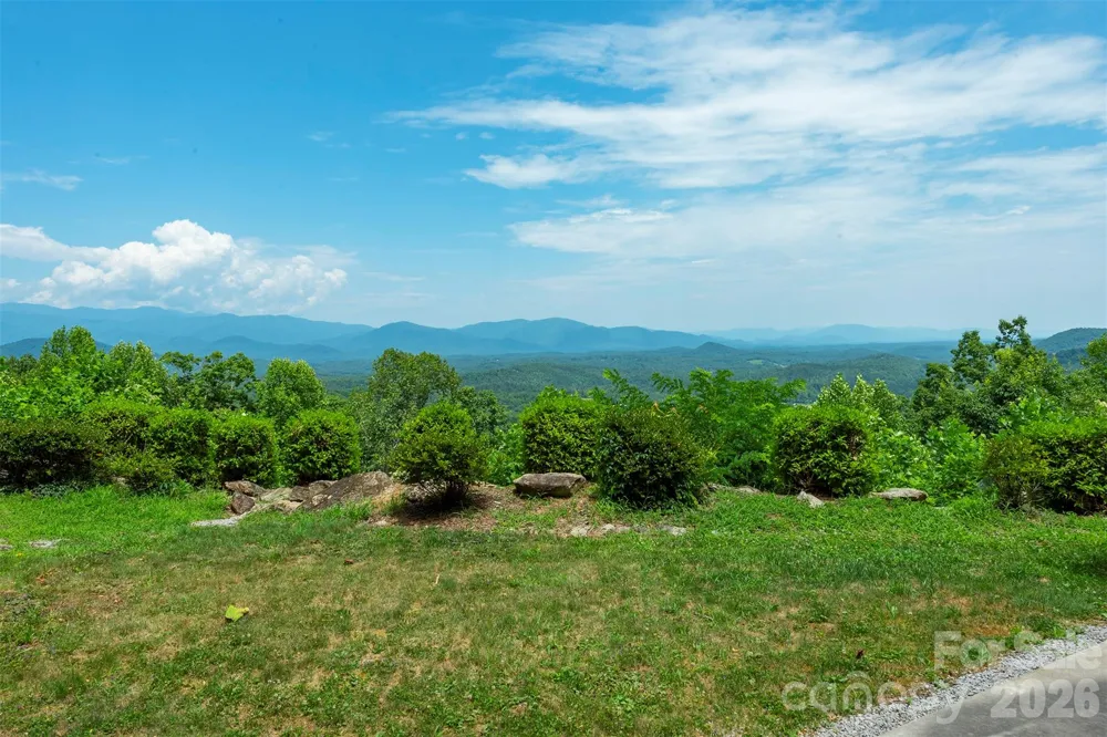 301 Oak Winds Drive Old Fort, NC 28762