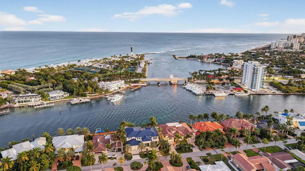 2755 NE 28th Avenue #E2 Lighthouse Point, FL 33064