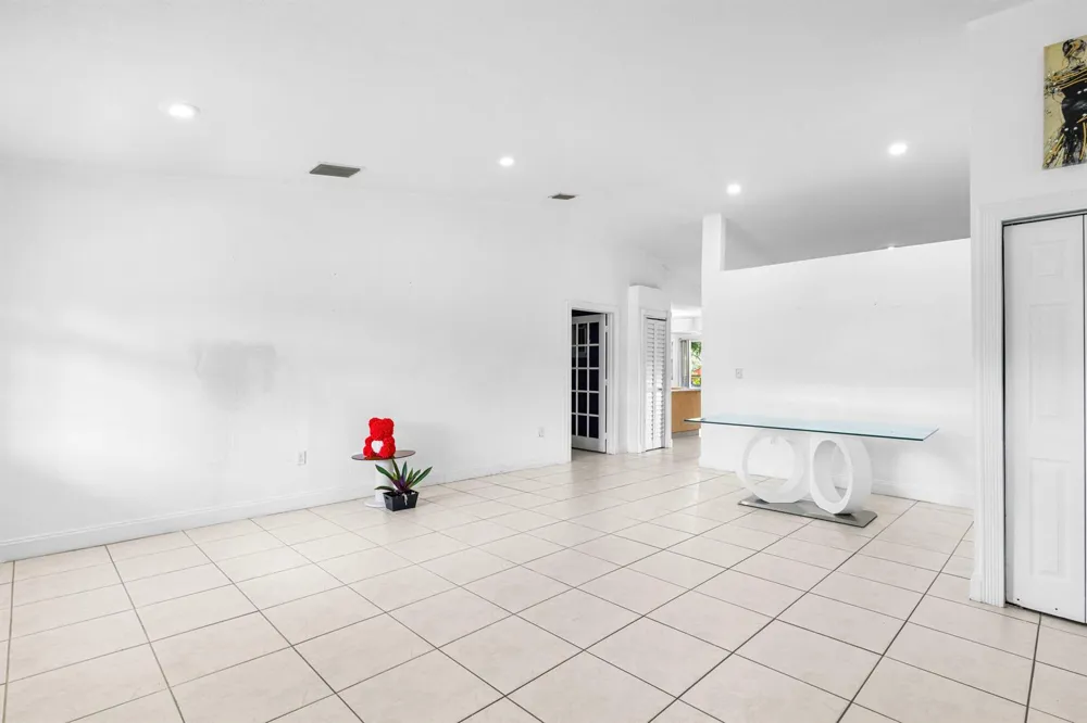340 S Arboleda Street Clewiston, FL 33440