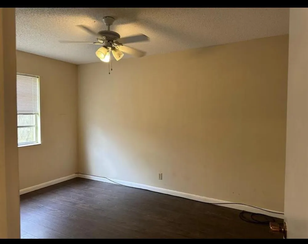 8682 Satalite Terrace West Palm Beach, FL 33403