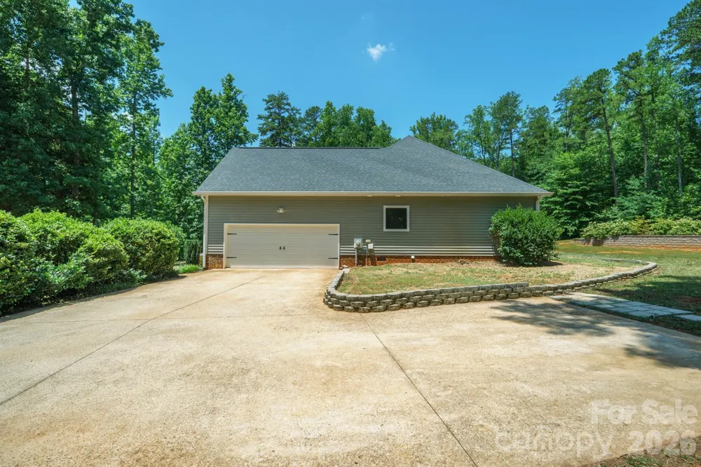 4628 Cayton Drive Maiden, NC 28650
