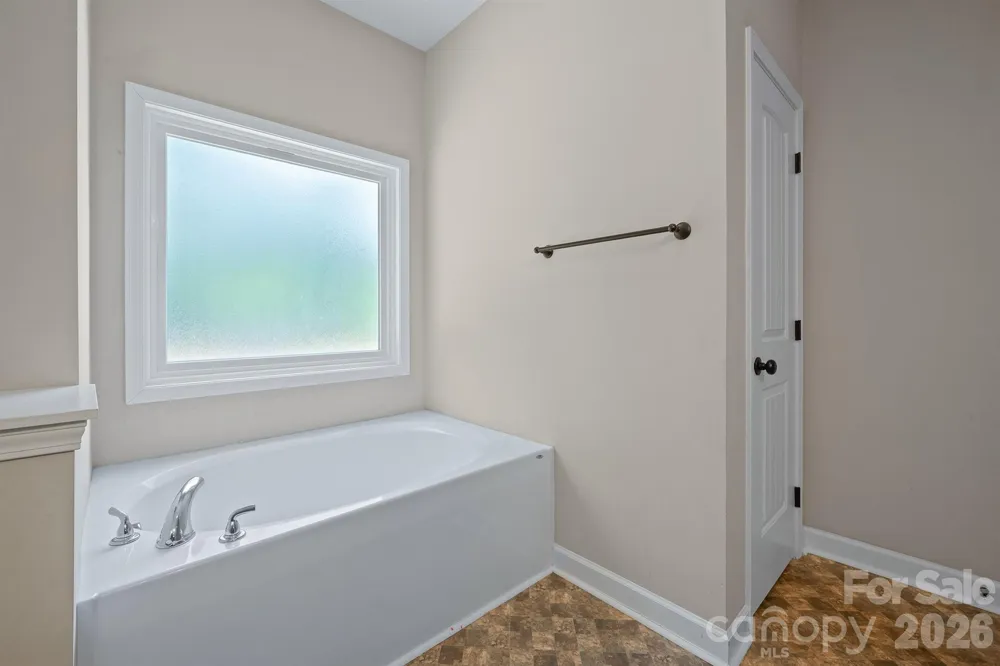 4628 Cayton Drive Maiden, NC 28650