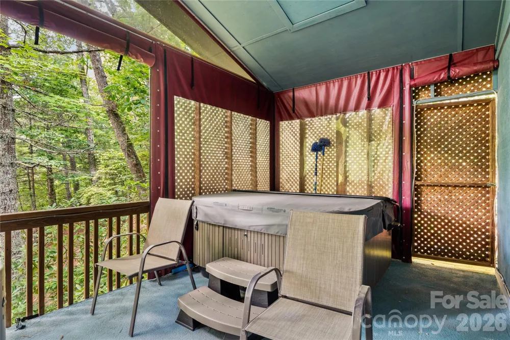 180 Longview Road Newland, NC 28657