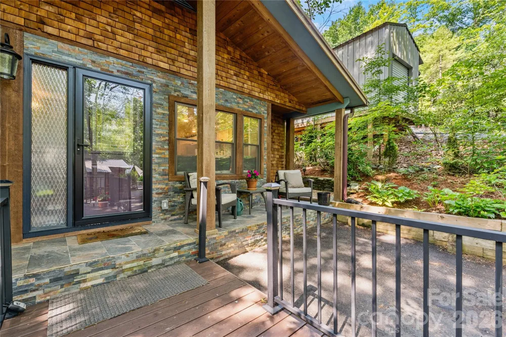 180 Longview Road Newland, NC 28657