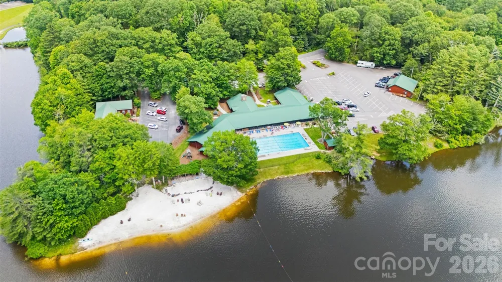 180 Longview Road Newland, NC 28657