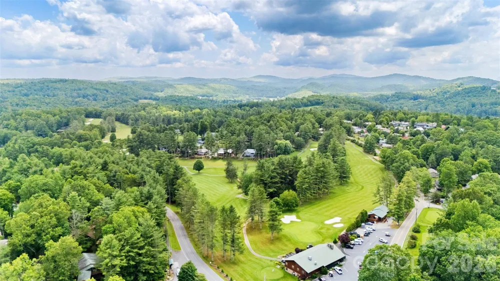 180 Longview Road Newland, NC 28657