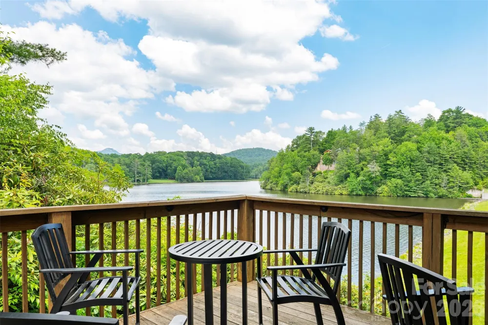 180 Longview Road Newland, NC 28657