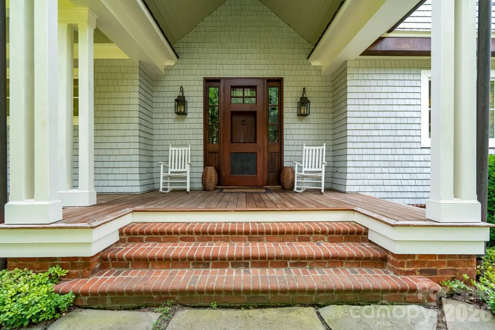 2375 Southpoint Lane New London, NC 28127