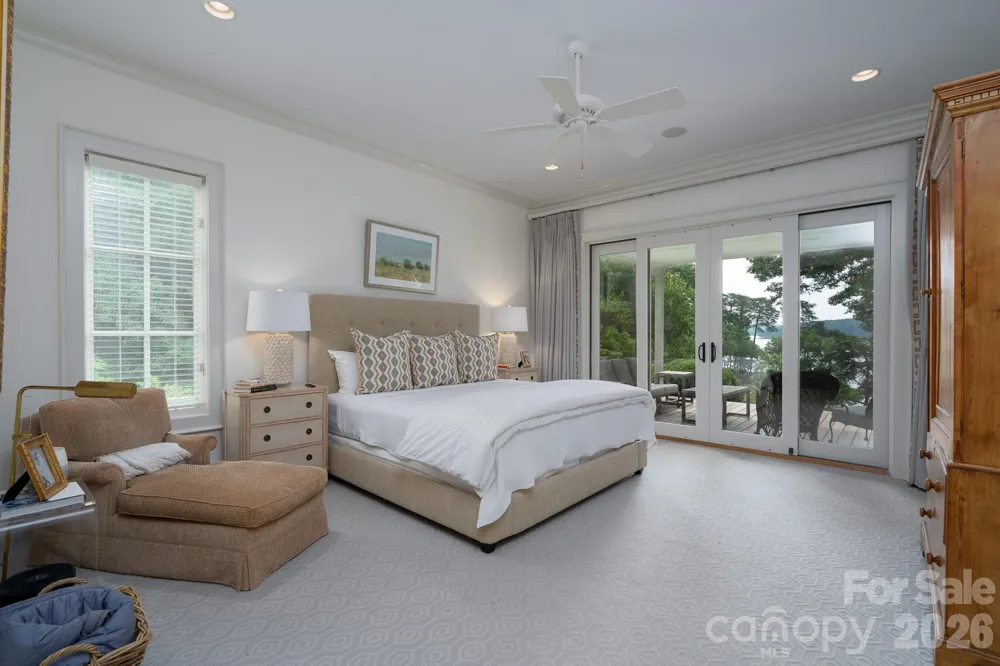 2375 Southpoint Lane New London, NC 28127