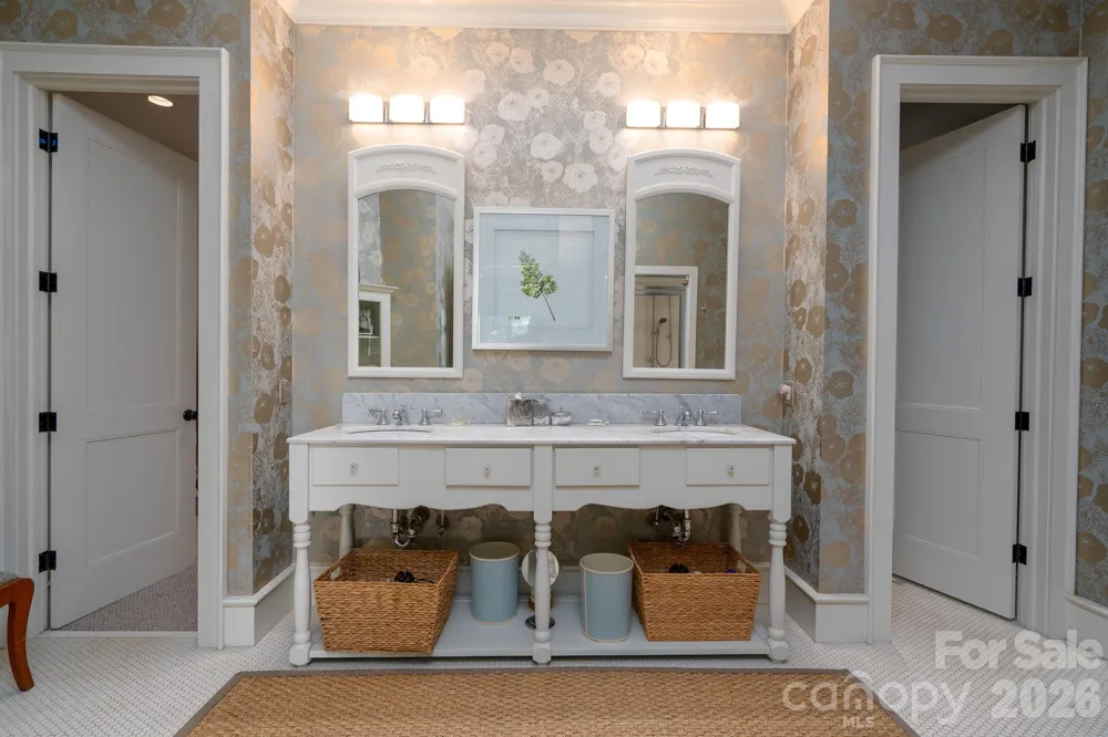 2375 Southpoint Lane New London, NC 28127