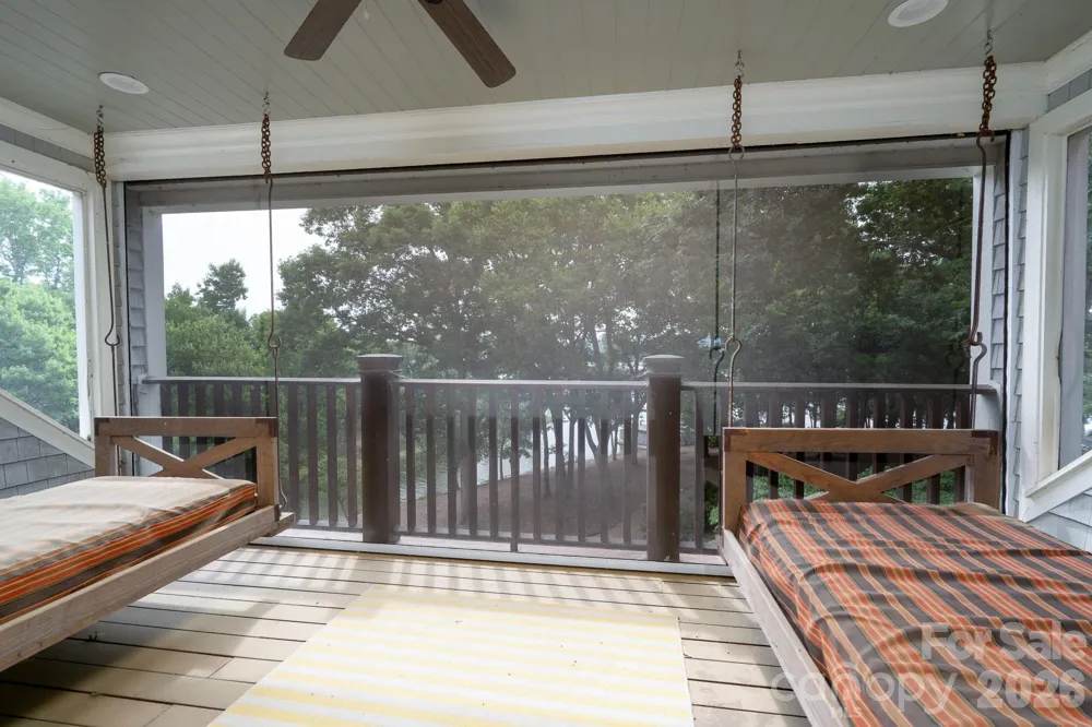 2375 Southpoint Lane New London, NC 28127