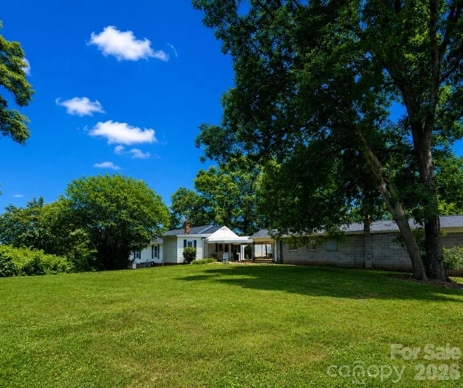 1209 Requa Road Cherryville, NC 28021
