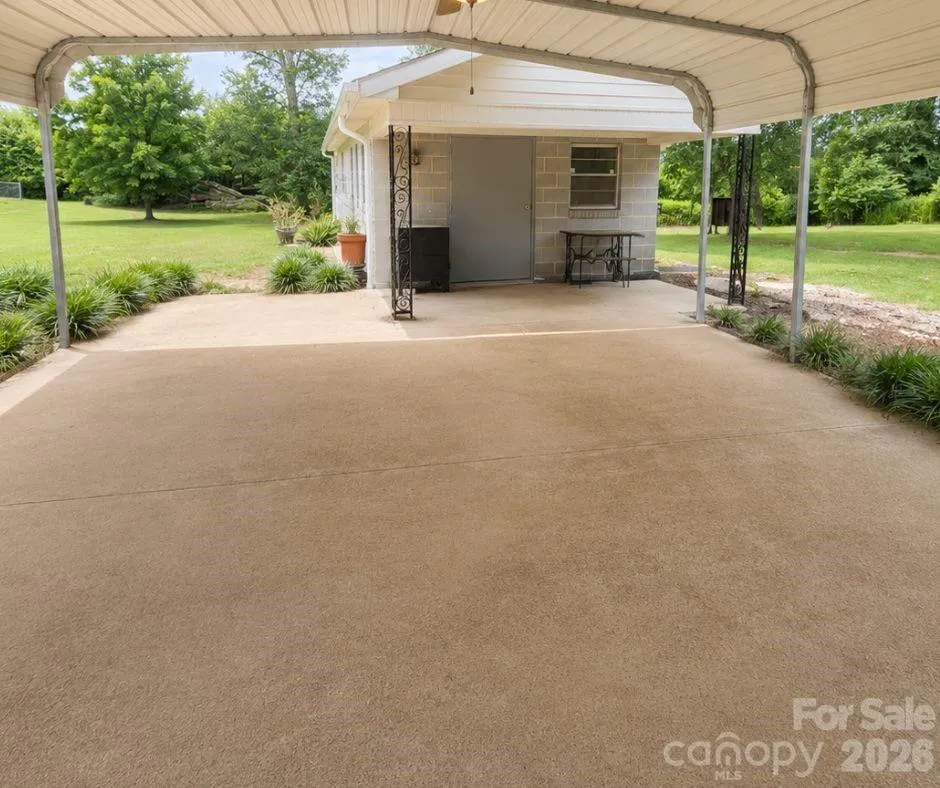 1209 Requa Road Cherryville, NC 28021