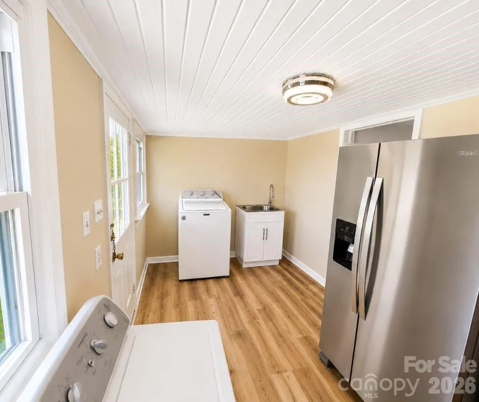 1209 Requa Road Cherryville, NC 28021