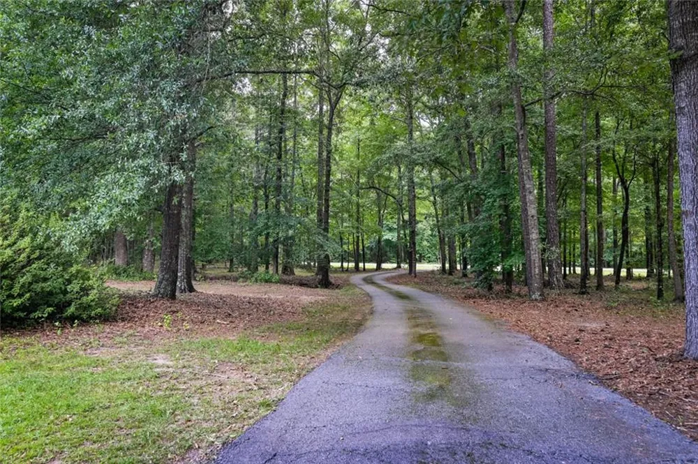 606 Higgins Road Jackson, GA 30233