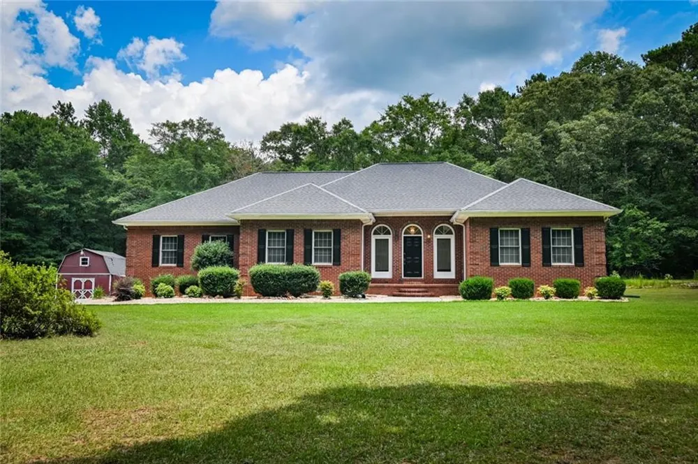 606 Higgins Road Jackson, GA 30233