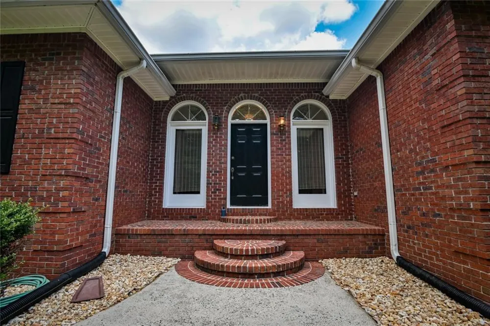606 Higgins Road Jackson, GA 30233