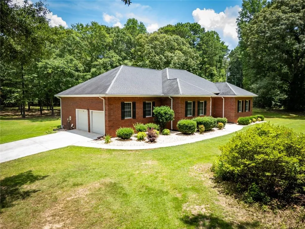 606 Higgins Road Jackson, GA 30233