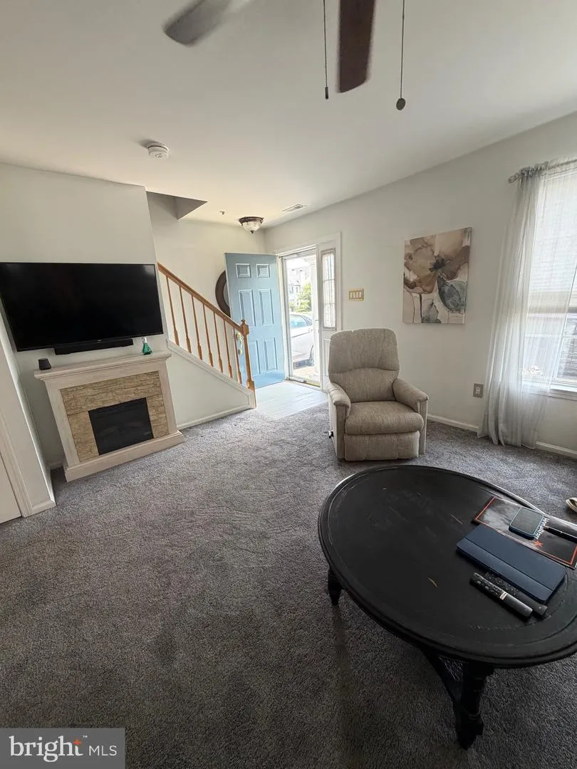 101 WILLOWOAK COURT Warwick, PA 18974