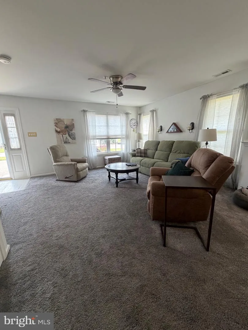 101 WILLOWOAK COURT Warwick, PA 18974
