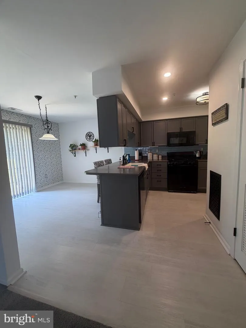 101 WILLOWOAK COURT Warwick, PA 18974