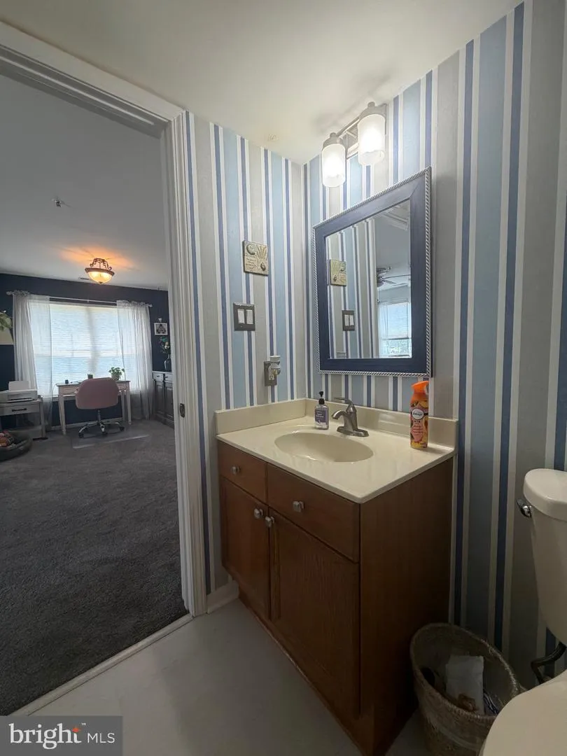 101 WILLOWOAK COURT Warwick, PA 18974