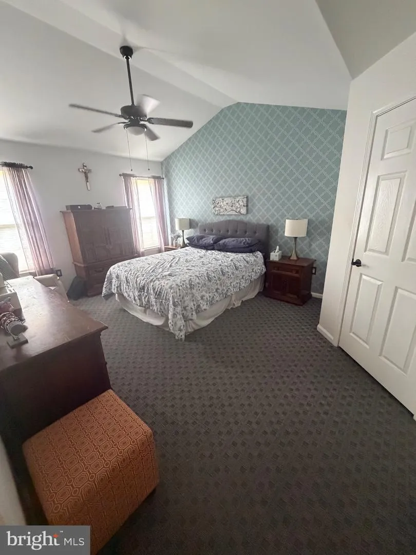 101 WILLOWOAK COURT Warwick, PA 18974