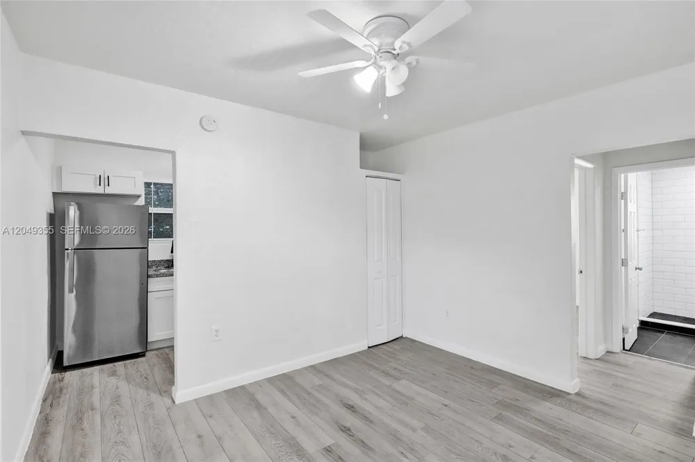 200 NW 13th St #5 Miami, FL 33136
