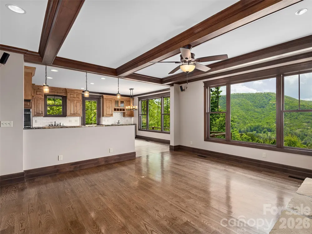 91 Watershed Way Horse Shoe, NC 28742
