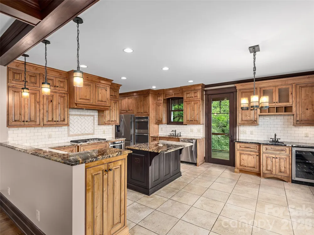 91 Watershed Way Horse Shoe, NC 28742