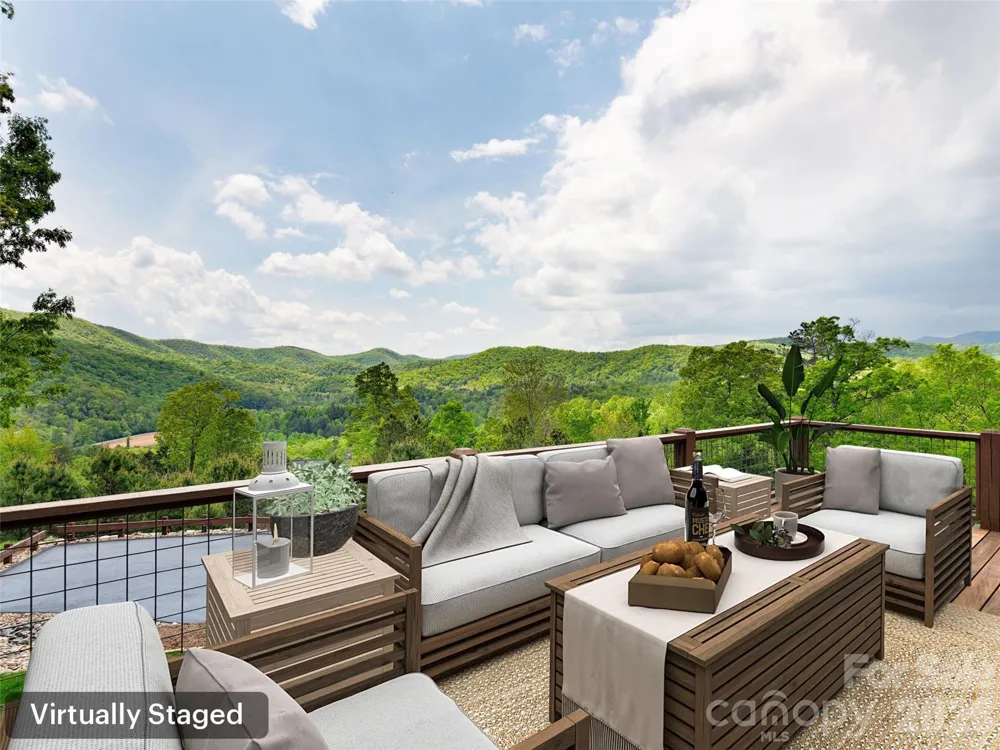 91 Watershed Way Horse Shoe, NC 28742