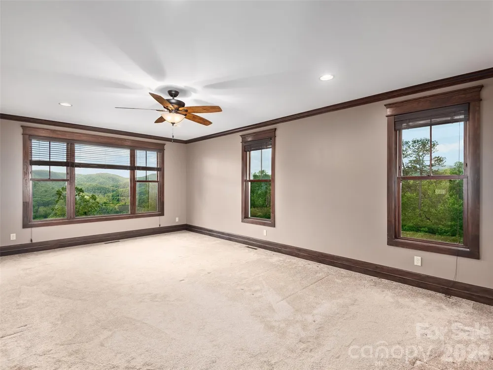 91 Watershed Way Horse Shoe, NC 28742