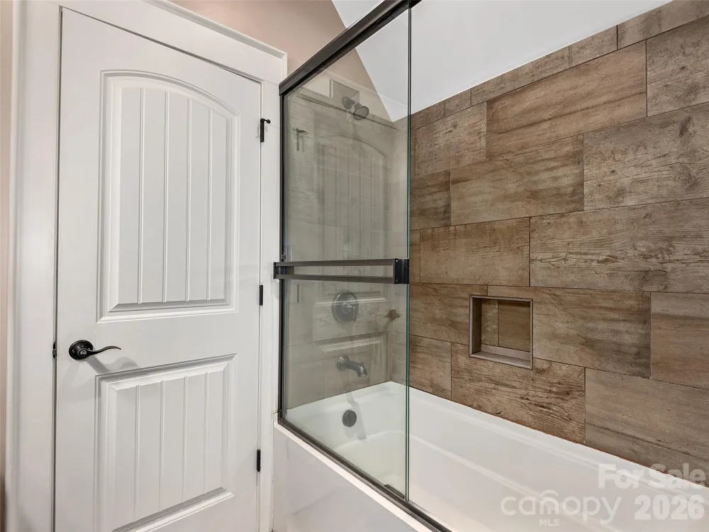 91 Watershed Way Horse Shoe, NC 28742