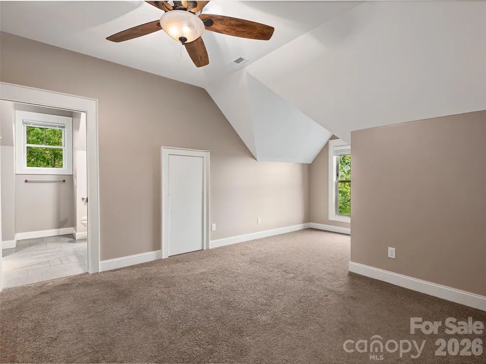 91 Watershed Way Horse Shoe, NC 28742